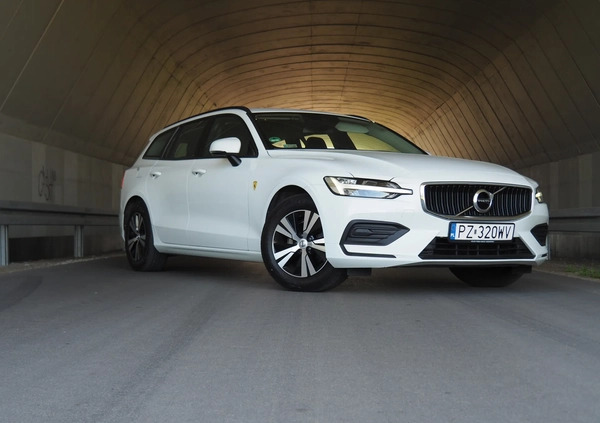 Volvo V60 cena 91900 przebieg: 75000, rok produkcji 2019 z Poznań małe 704